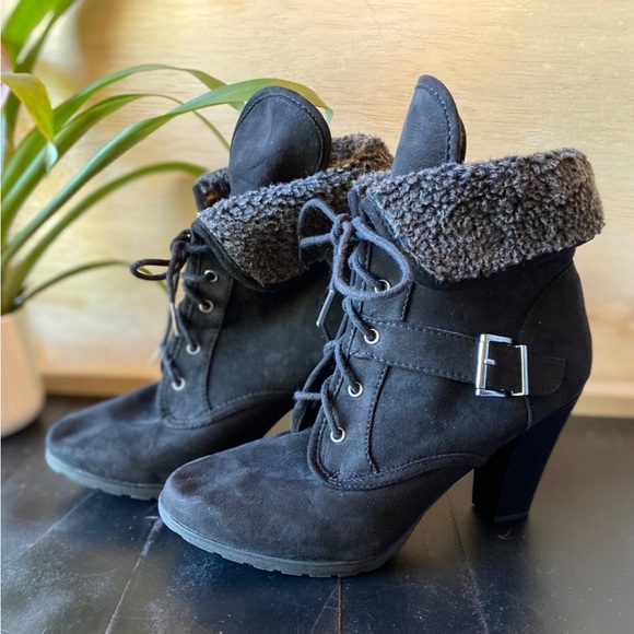 Whitemt Shoes - 🖤 Whitemt Black High Heel Boots w/ Faux Fur Lining Women’s Size 10 / Loge Chic